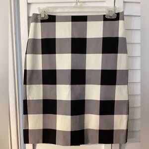 Talbots Petite Women’s Checkered Pencil Skirt, Back Zipper Size 2P